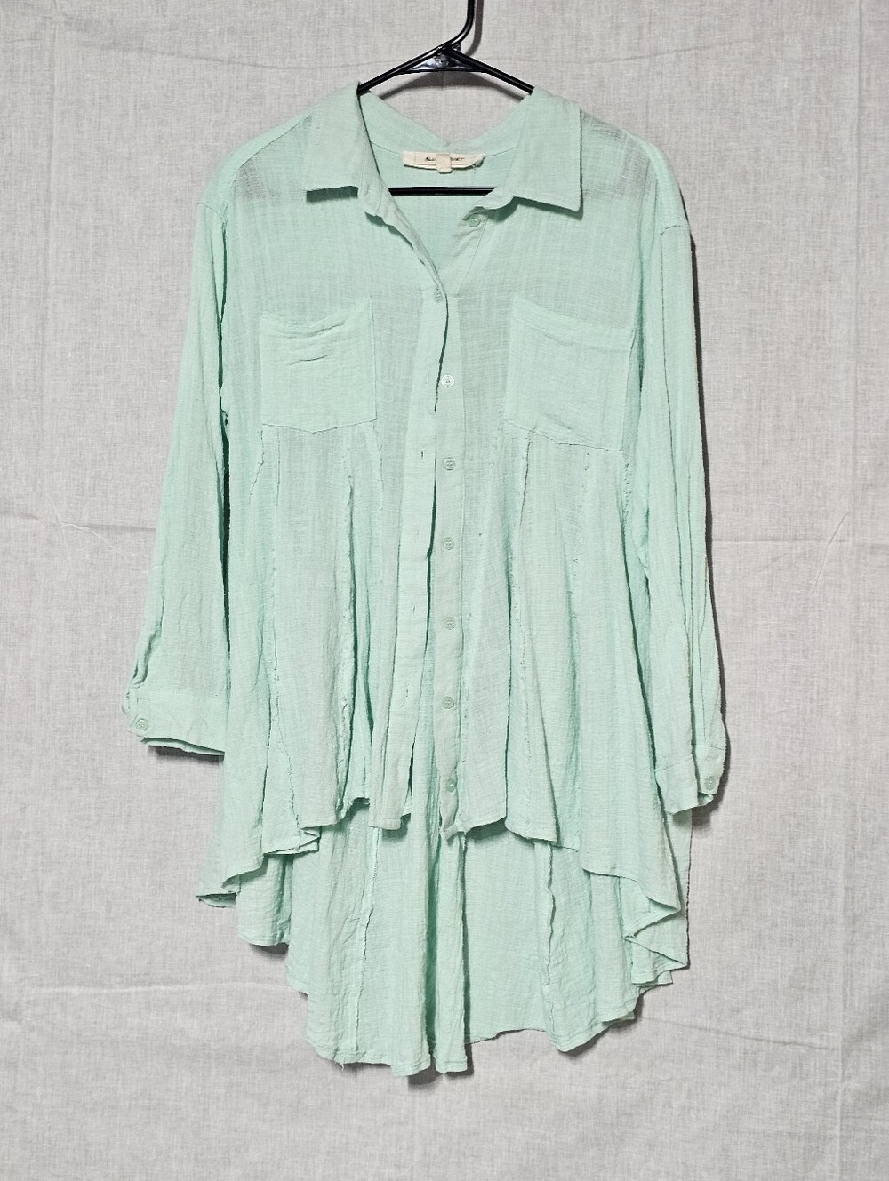 Light Mint Button-Front Tunic Blouse